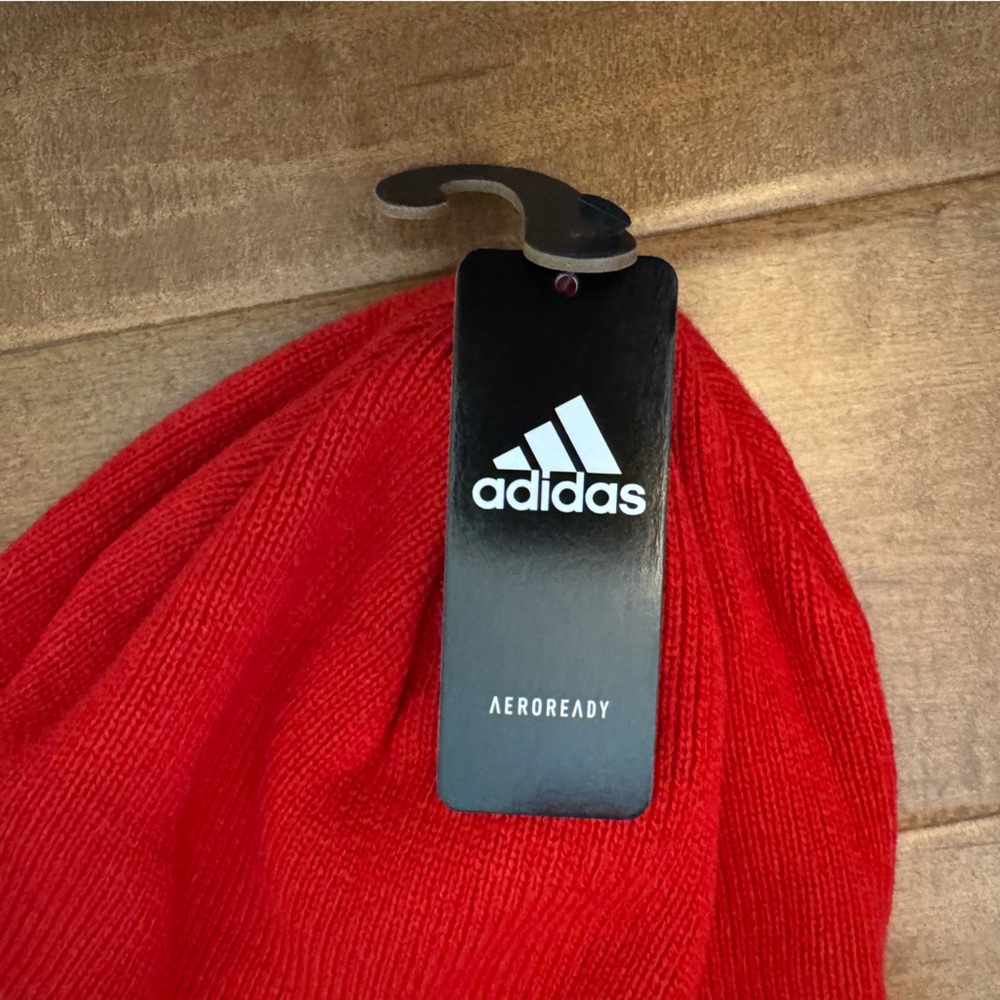 NWT Adidas Team Leverage Performance Beanie Hat in Power Red and White Stripe - Picture 7 of 7